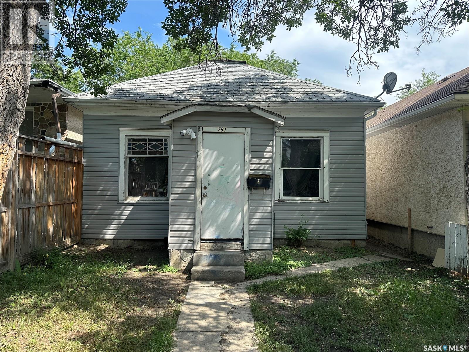 761 Athol St, Regina, SK S4T 3B4