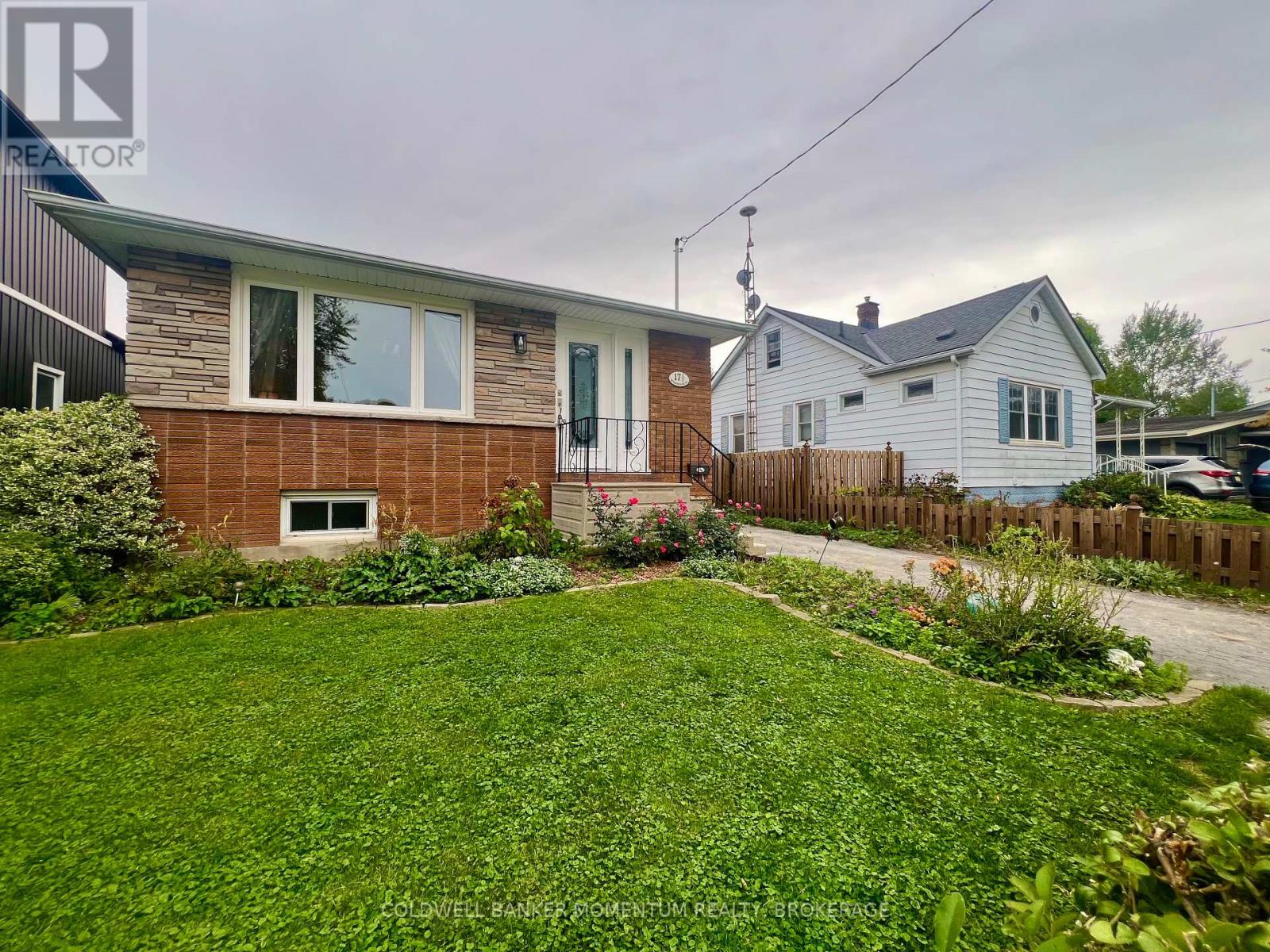 12 Whitworth Street Unit 17, St. Catharines Western Hill, ON L2S 1G5