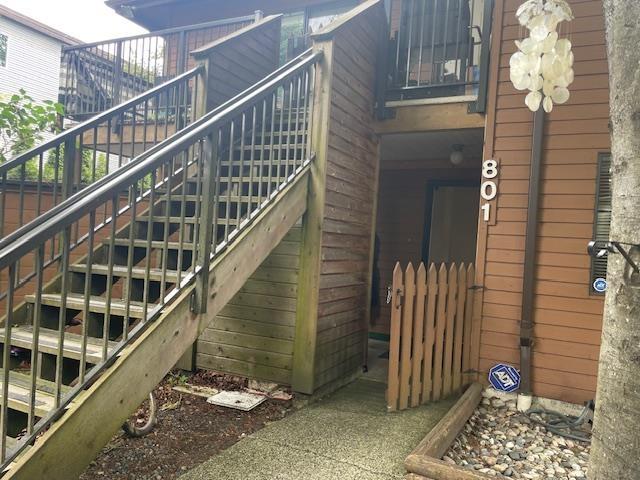 10620 150 Street Unit 801, Surrey, BC V3R 7S1