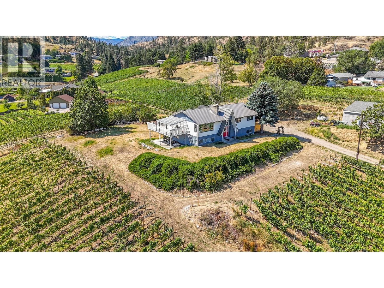 140 Larch Ave, Kaleden, BC V0H 1K0