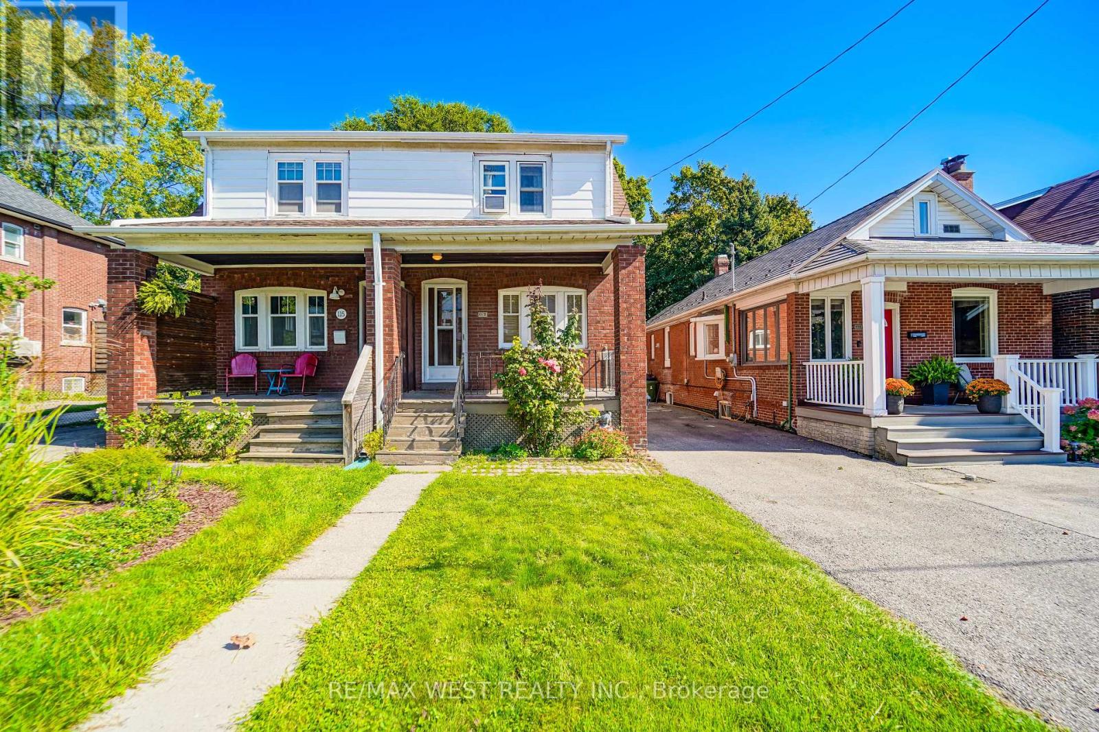 113 Fifth St, Toronto, ON M8V 2Z4