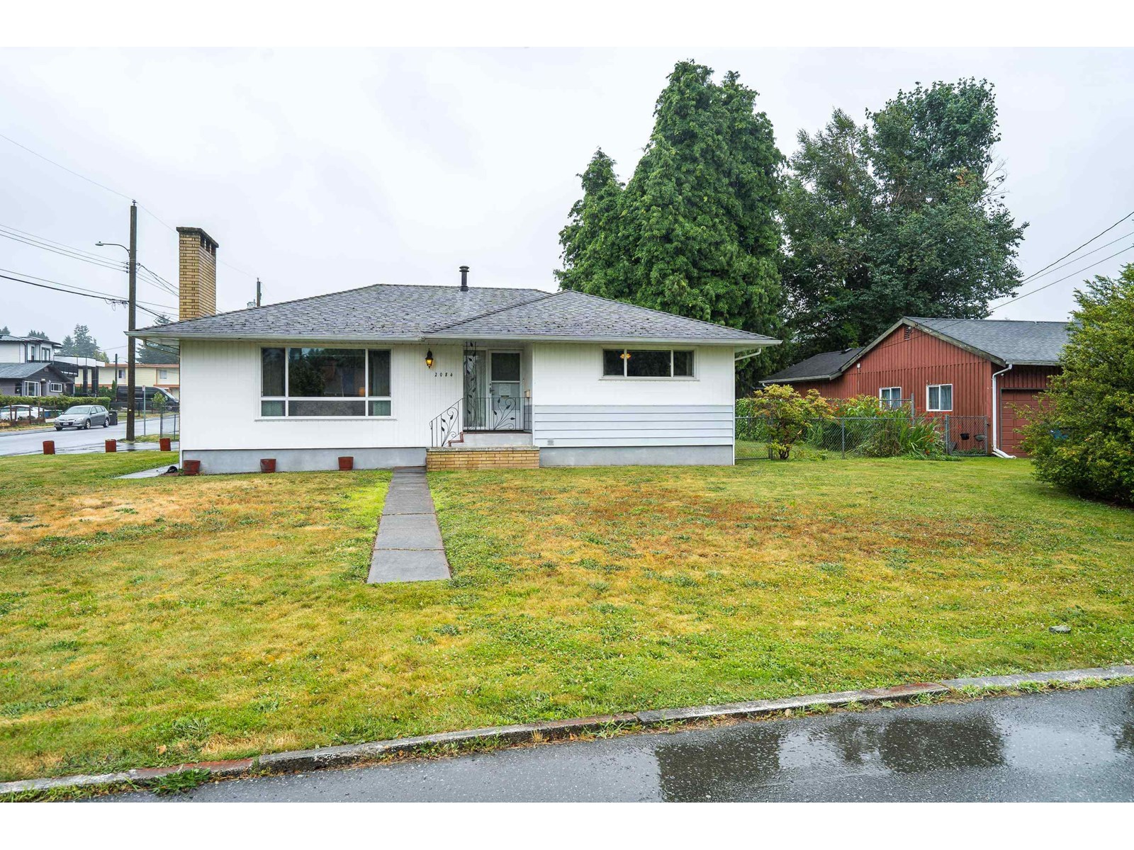 2084 Hollyberry Ct, Abbotsford, BC V2S 3X2
