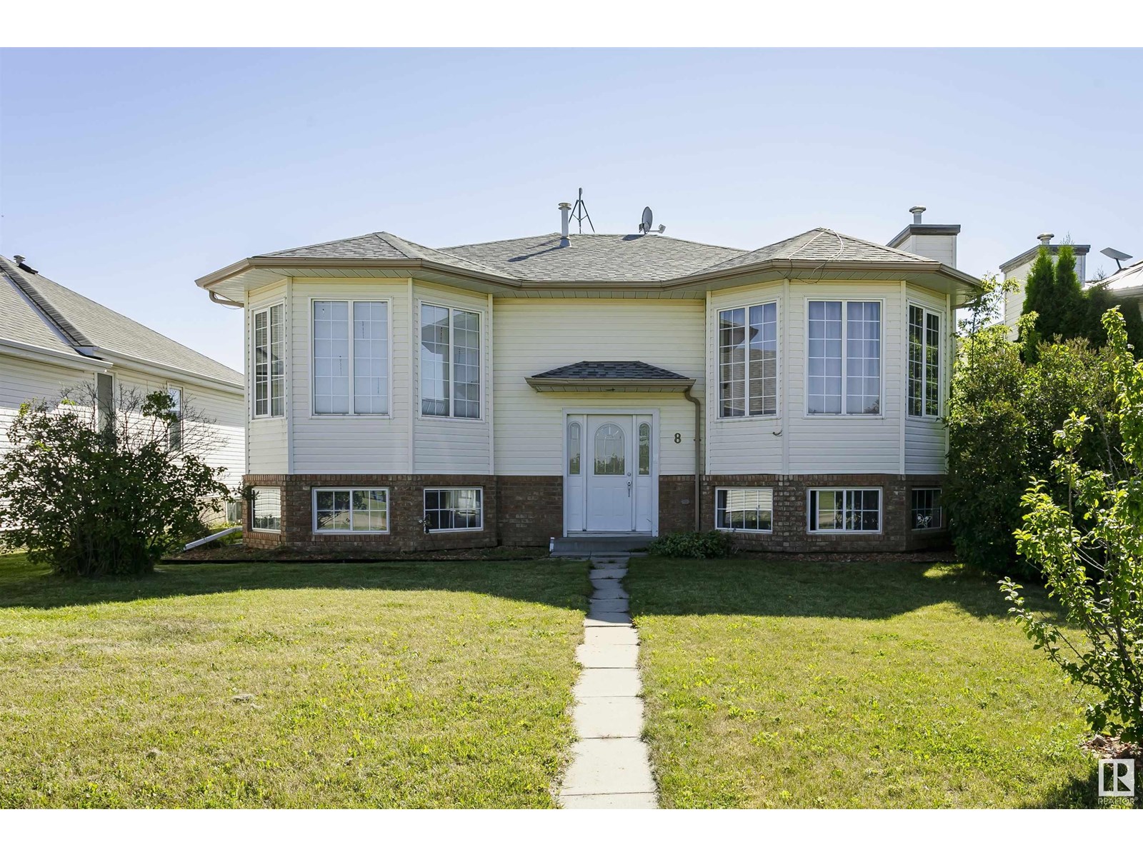 8 Lafond Dr, Tofield, AB T0B 4J0
