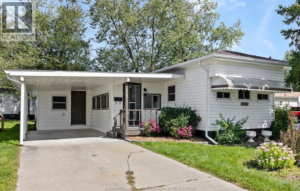 270 Beverly, Essex, ON N8M 1N4