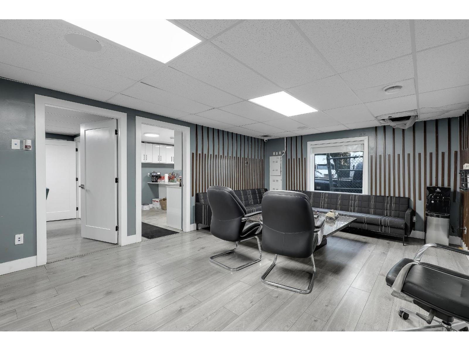 10912 Timberland Rd, Surrey, BC V3V 3T5