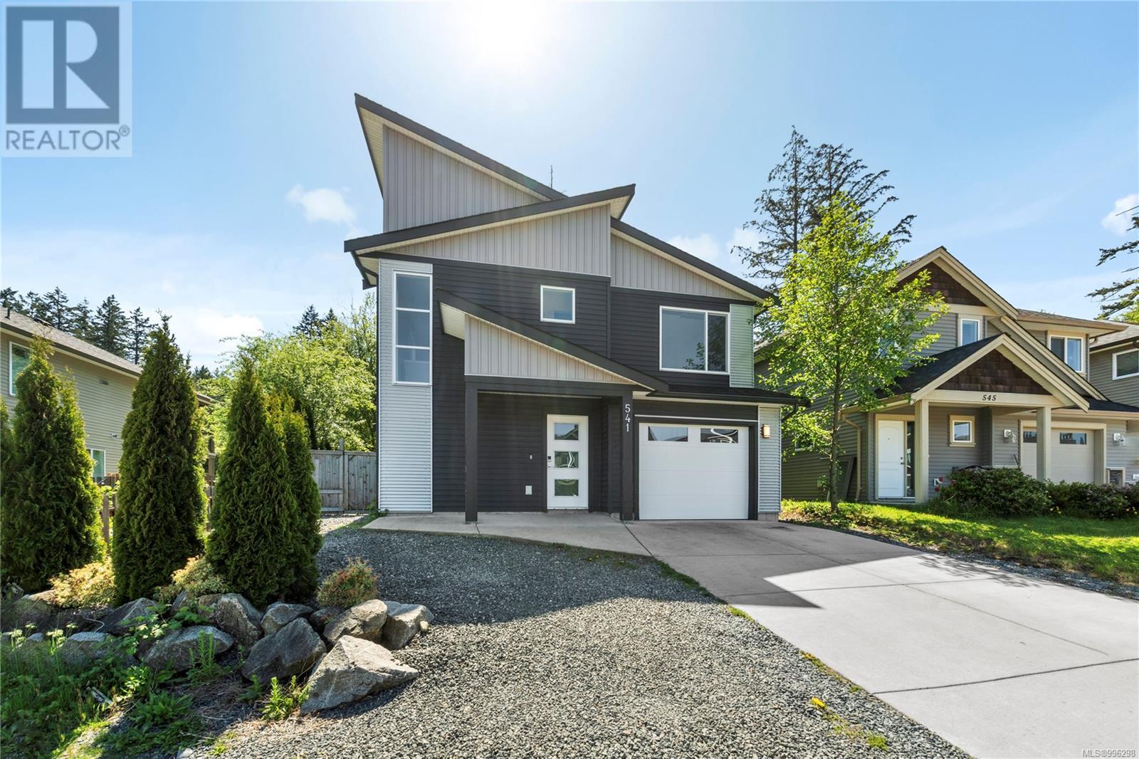 541 Marisa St, Nanaimo, BC V9R 0H5