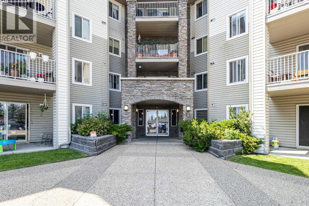 1000 Somervale Court Sw Unit 109, Calgary, AB T2Y 4K4