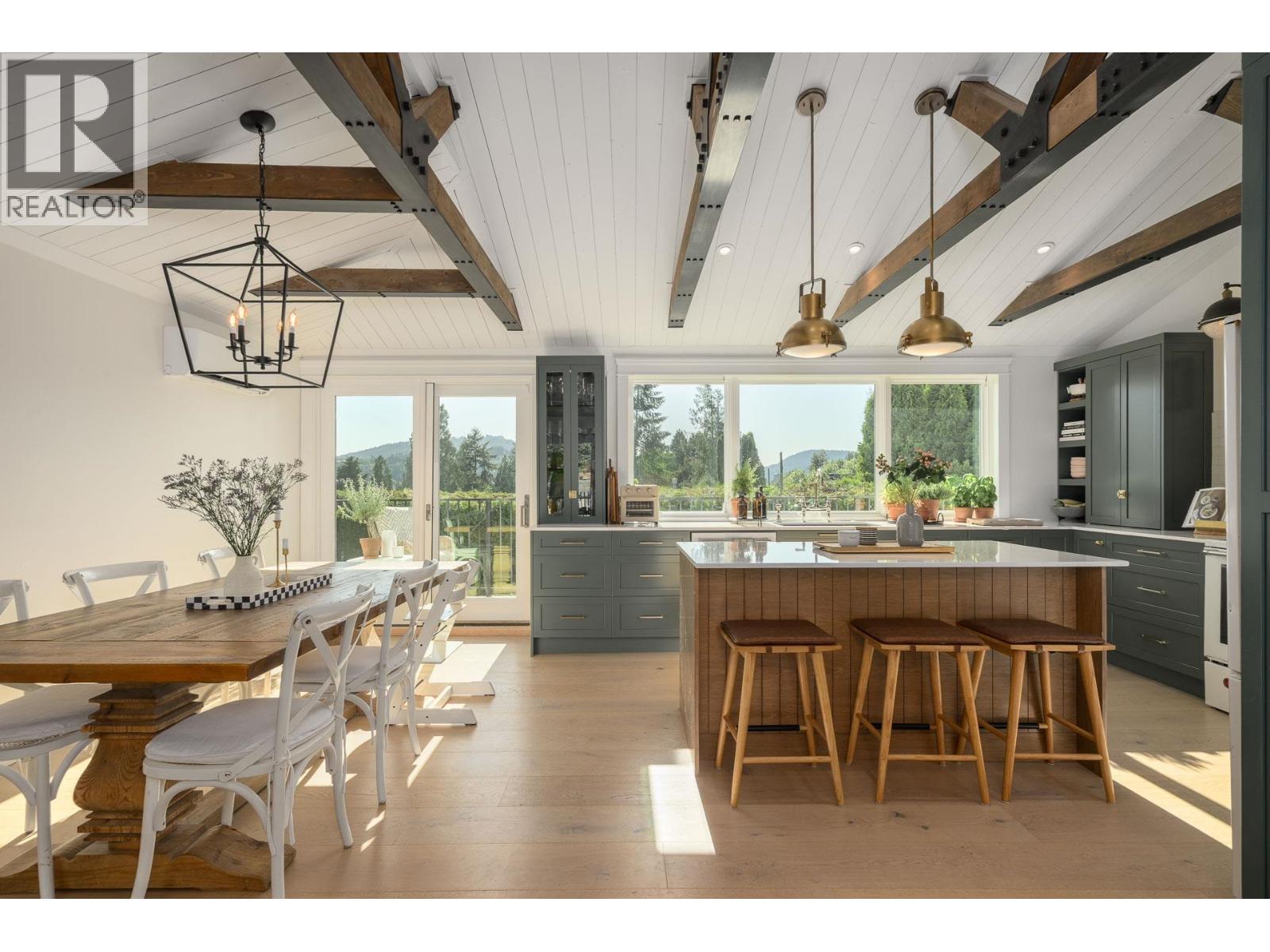 580 Ioco Rd, Port Moody, BC V3H 2W2