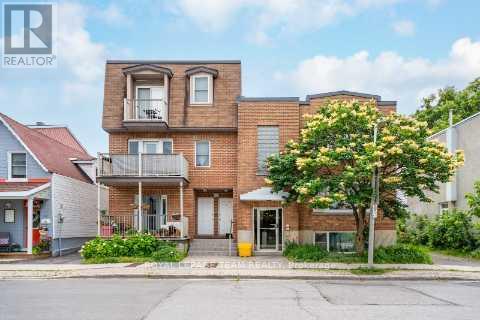 258-260 St Andrew St, Ottawa, ON K1N 5G7