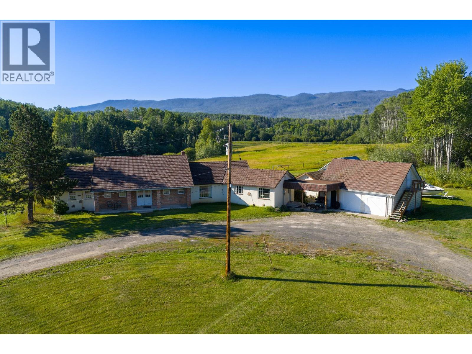 5343 Nithi Rd, Fraser Lake, BC V0J 1S0
