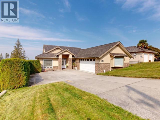 3453 Mackenzie Ave, Powell River, BC V8A 5K6