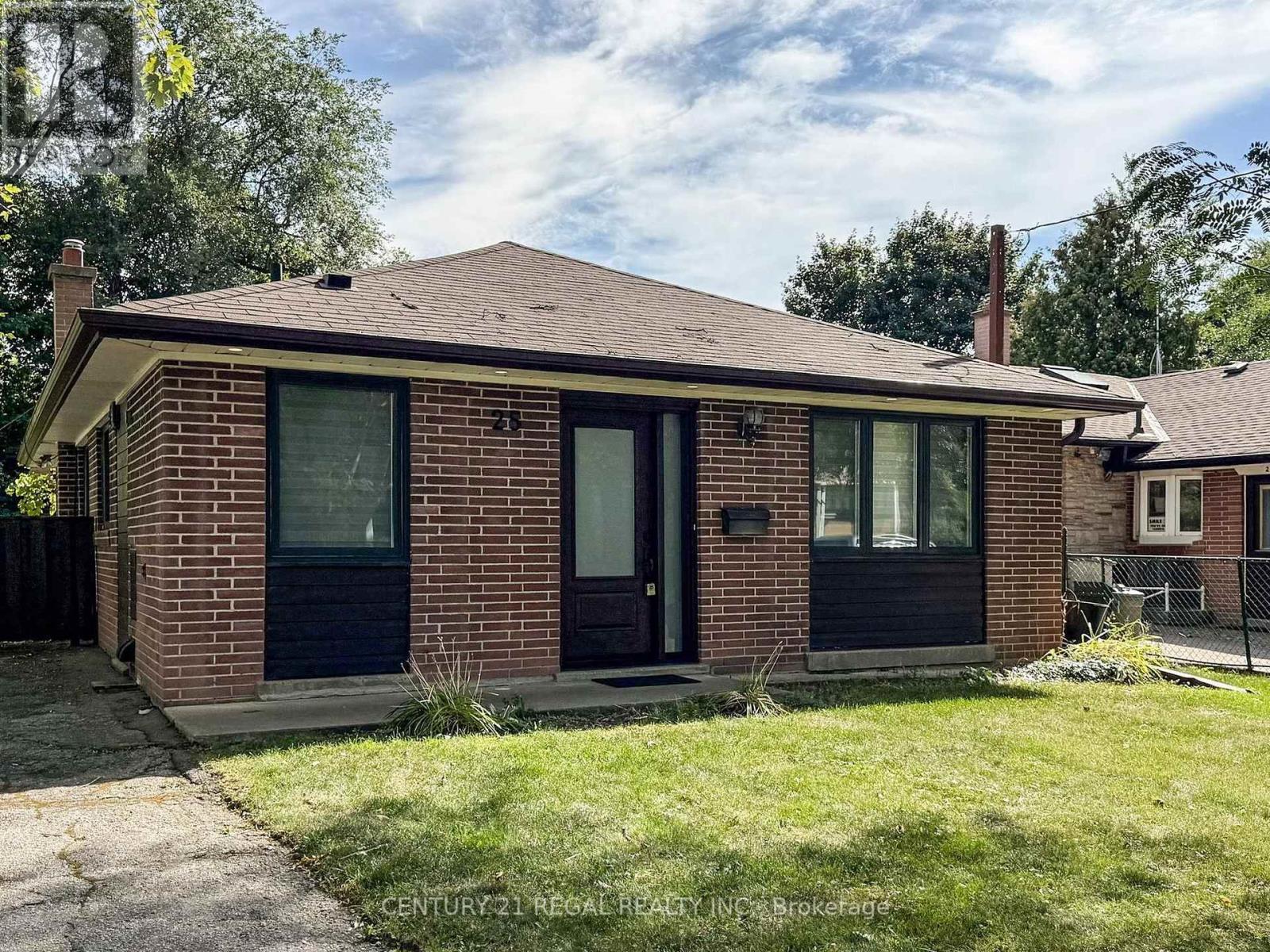 25 Evermede Dr, Toronto, ON M3A 2S2