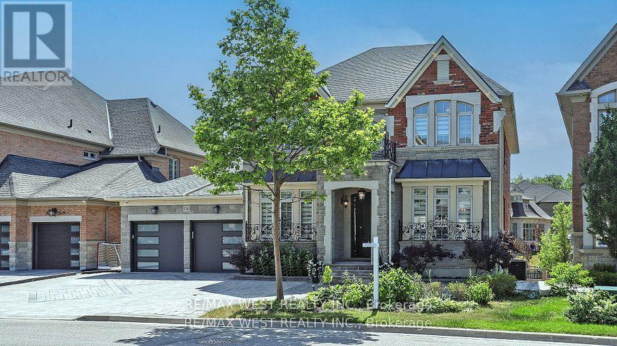 136 Hailsham Ct, Vaughan, ON L4H 3N5