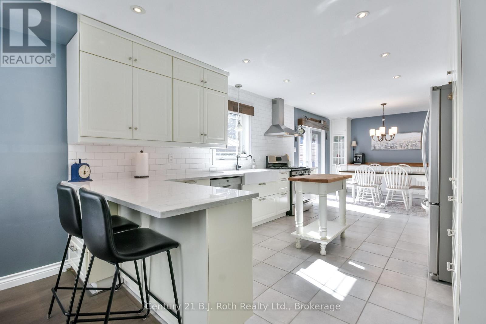 49 Sulky Dr, Penetanguishene, ON L9M 1J4