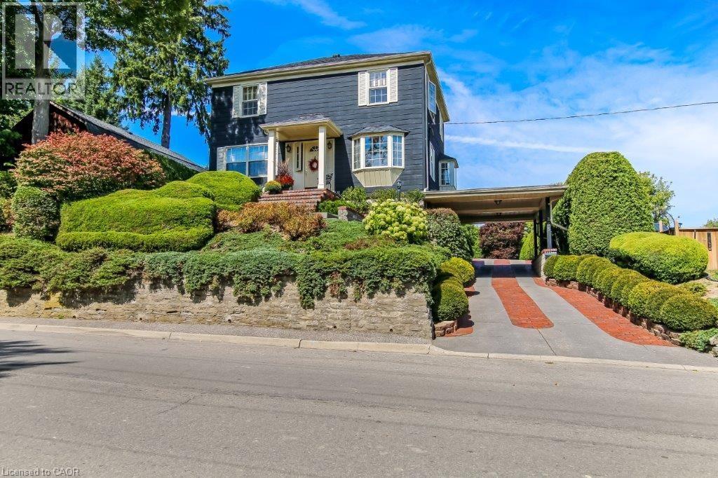 265 Chapel St, Simcoe, ON N3Y 1P1