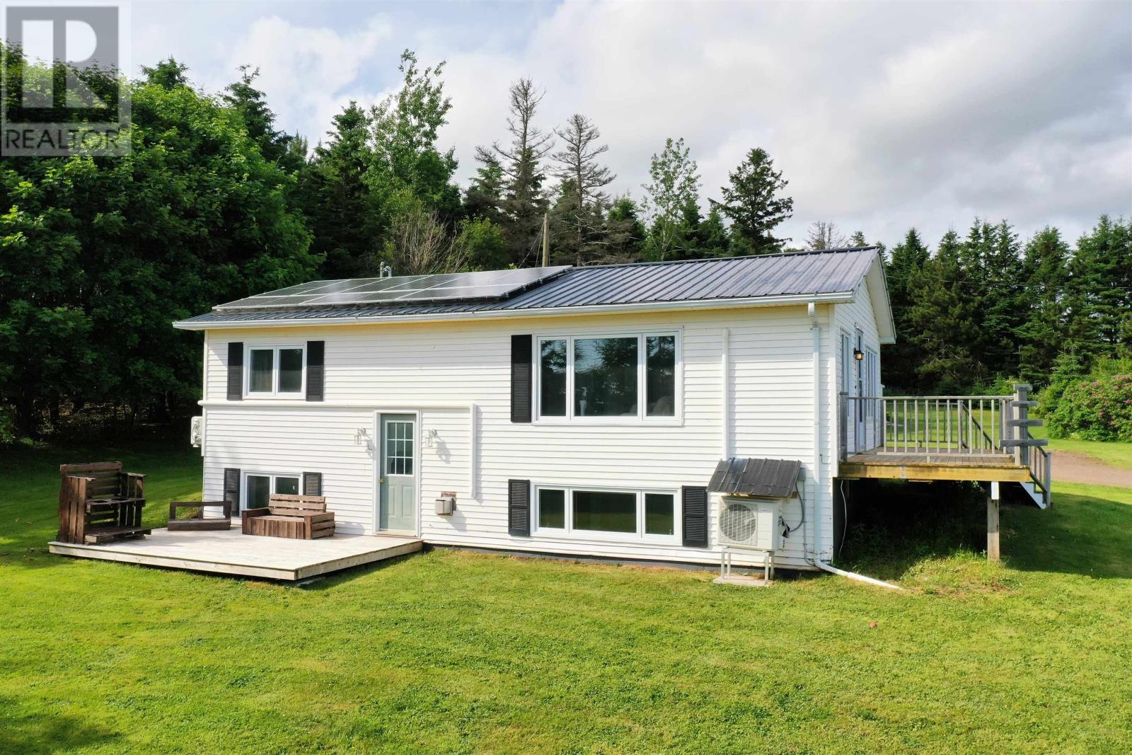 25 Myers Rd, Crapaud, PE C0A 1J0