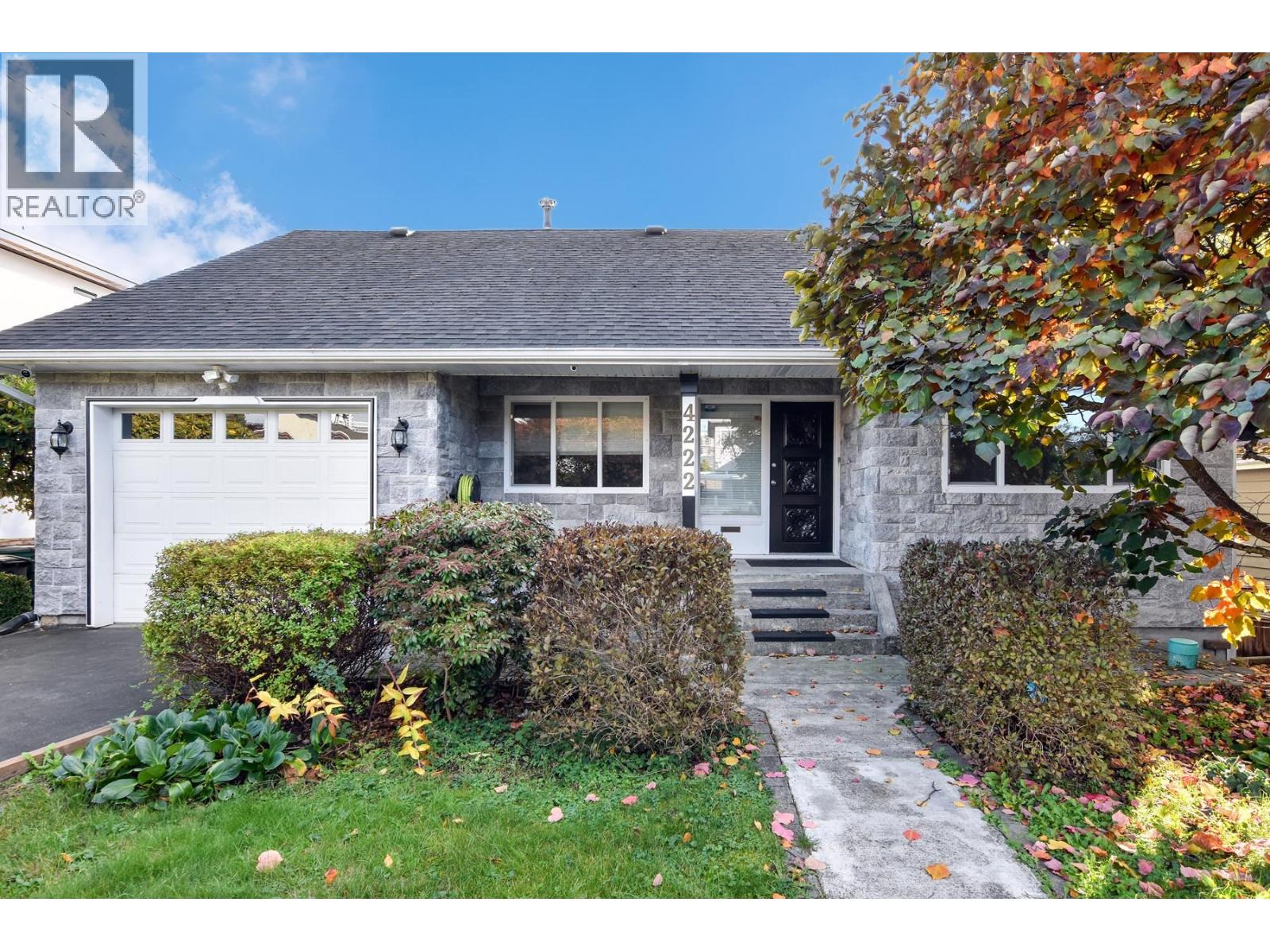 4222 Victory St, Burnaby, BC V5J 1P7