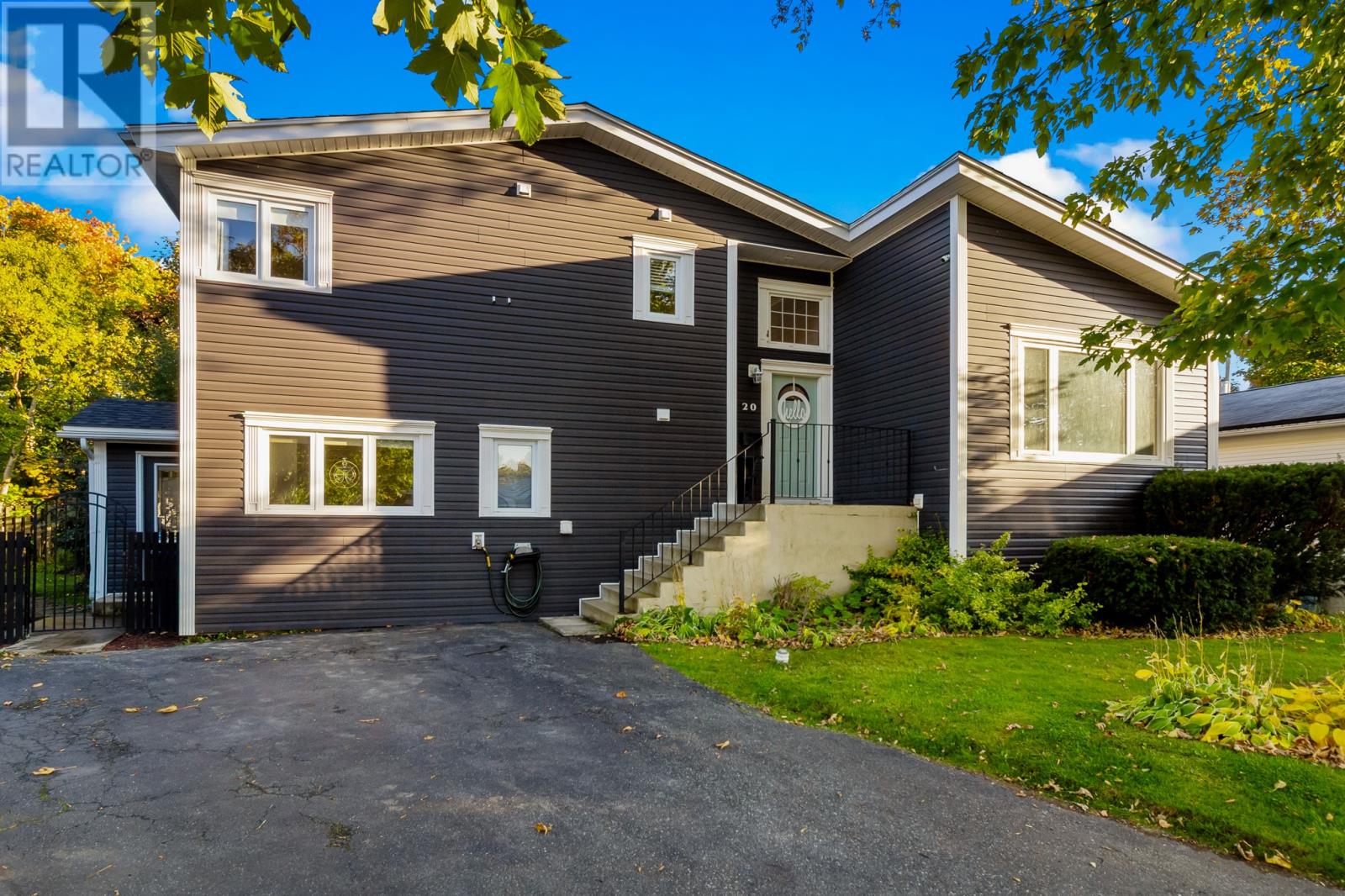 20 Limerick Pl, St. John's, NL A1B 2H3