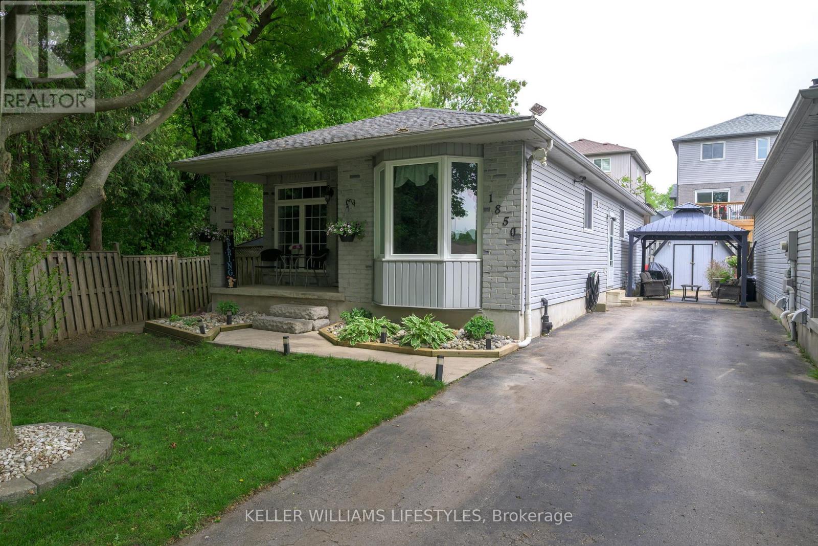 1850 Purcell Dr, London, ON N5W 6E3