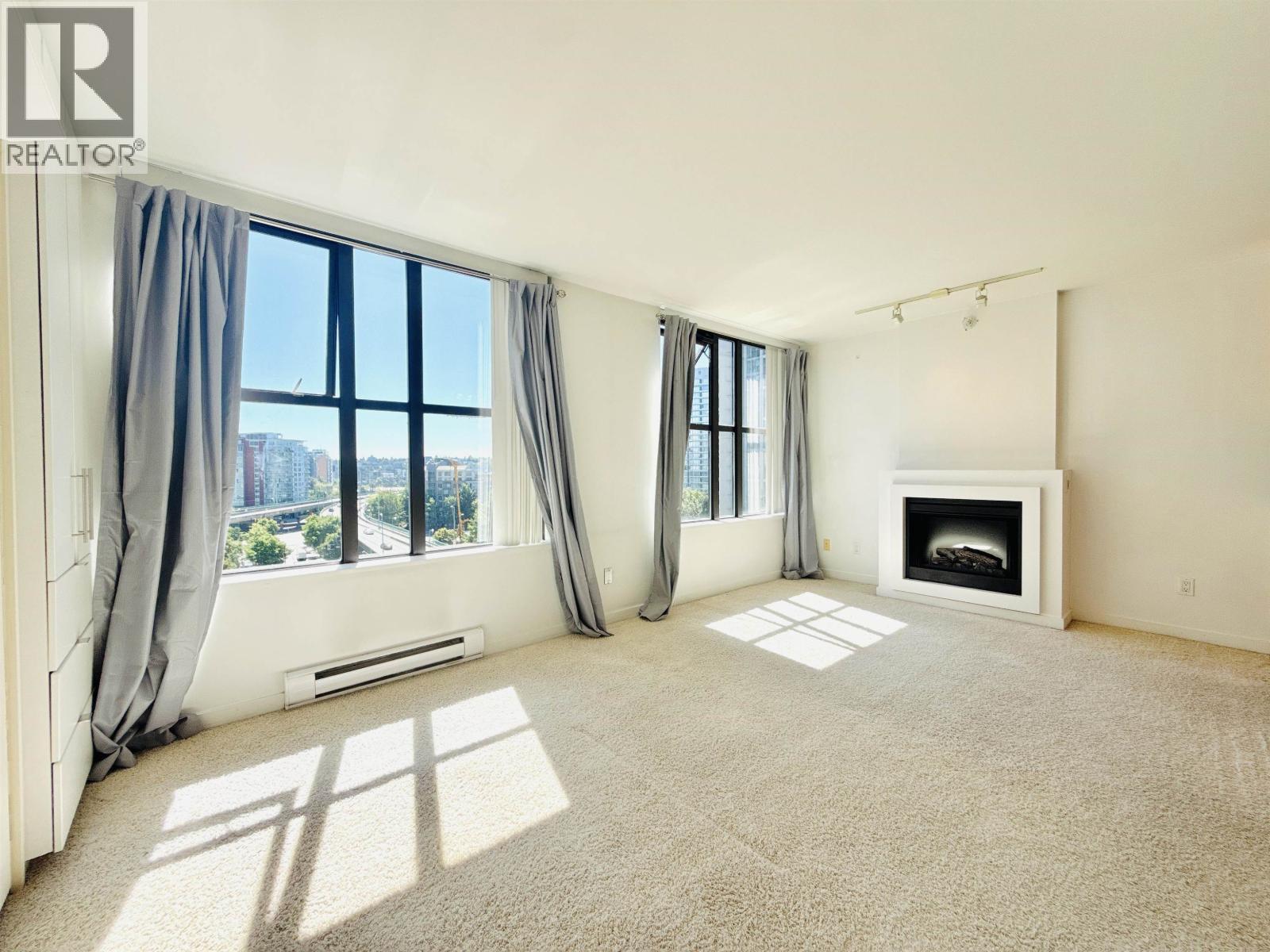 989 Beatty Street Unit 904, Vancouver, BC V6Z 3C2