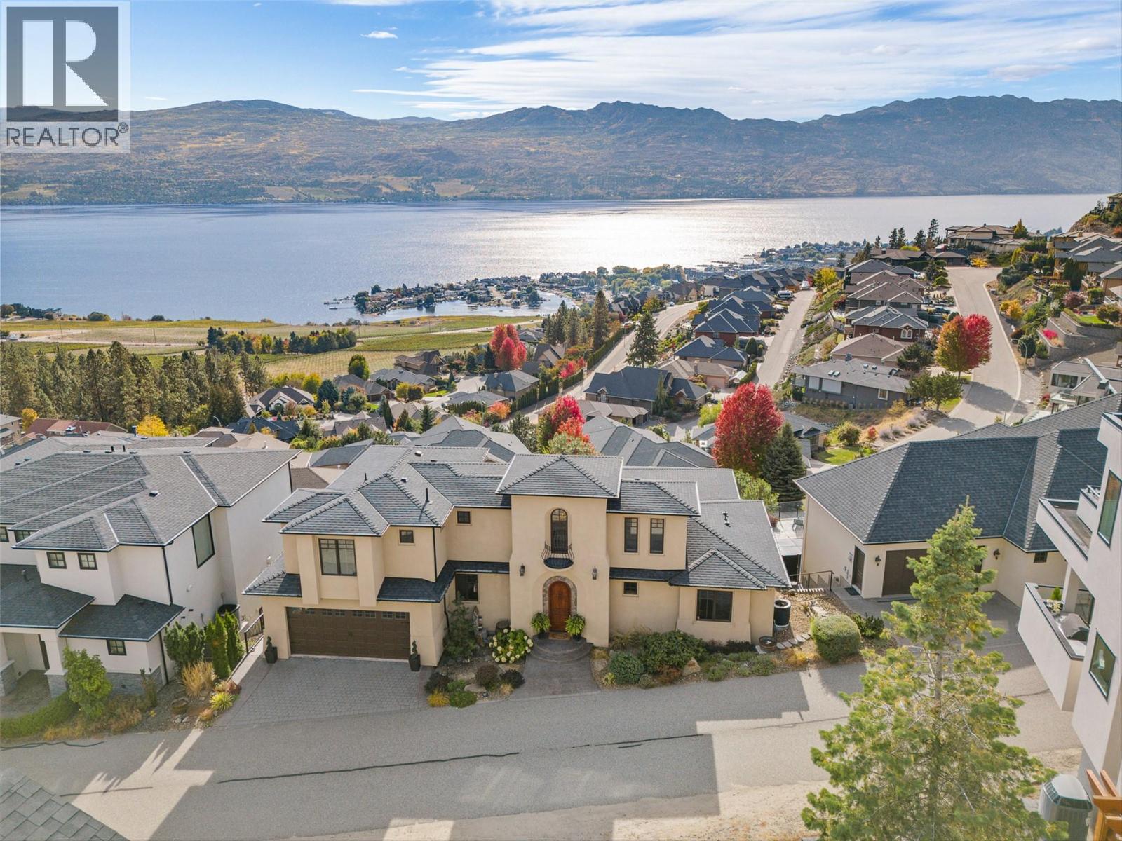 3211 Pinot Noir Pl, West Kelowna, BC V4T 3H9
