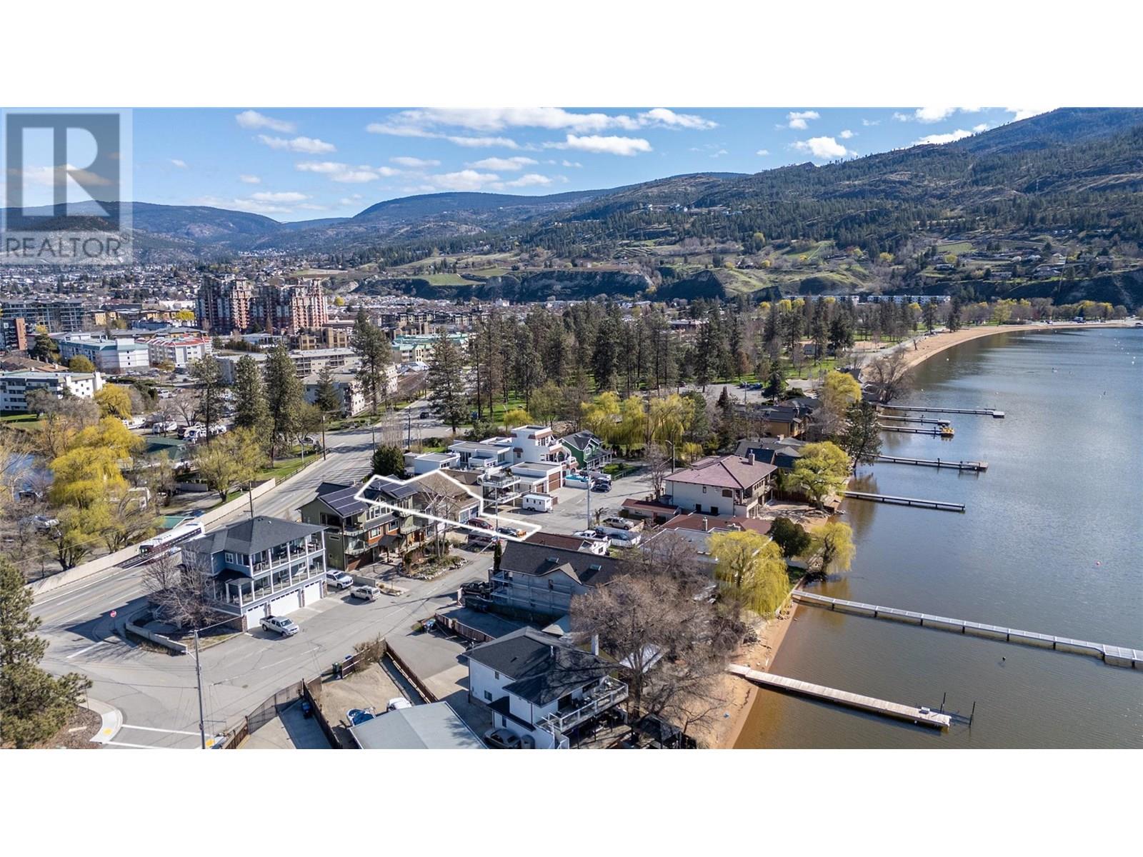 331 Sudbury Ave, Penticton, BC V2A 8M7