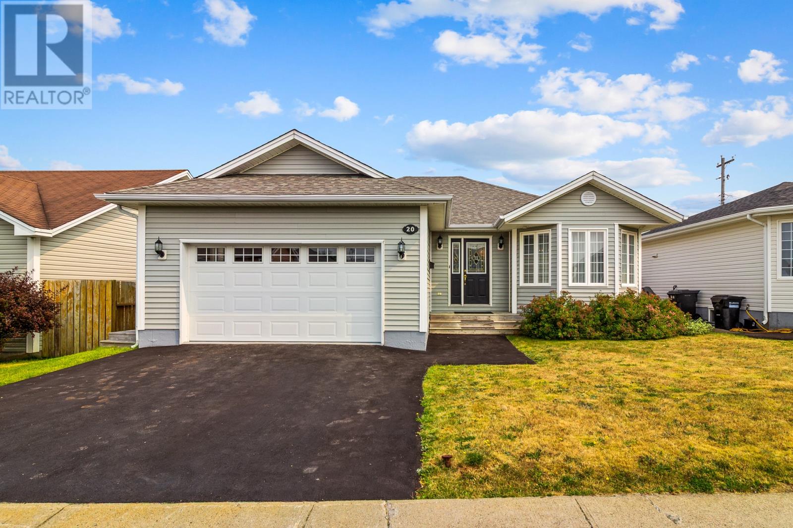 20 Viscount St, St. John's, NL A1A 5M7