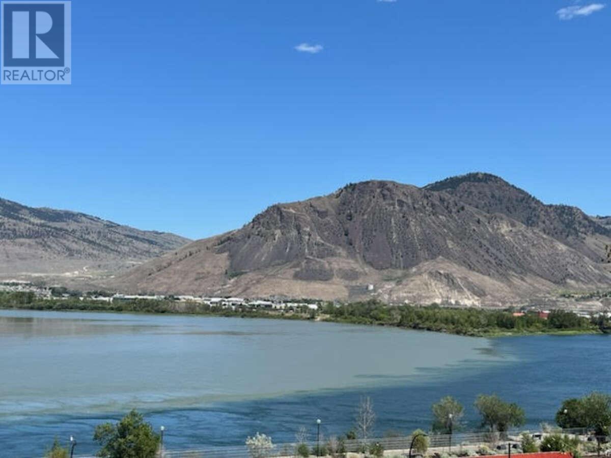 260 Victoria W St, Kamloops, BC V2C 1A4