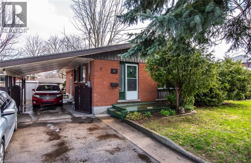 127 Kinzie Ave, Kitchener, ON N2A 2J7