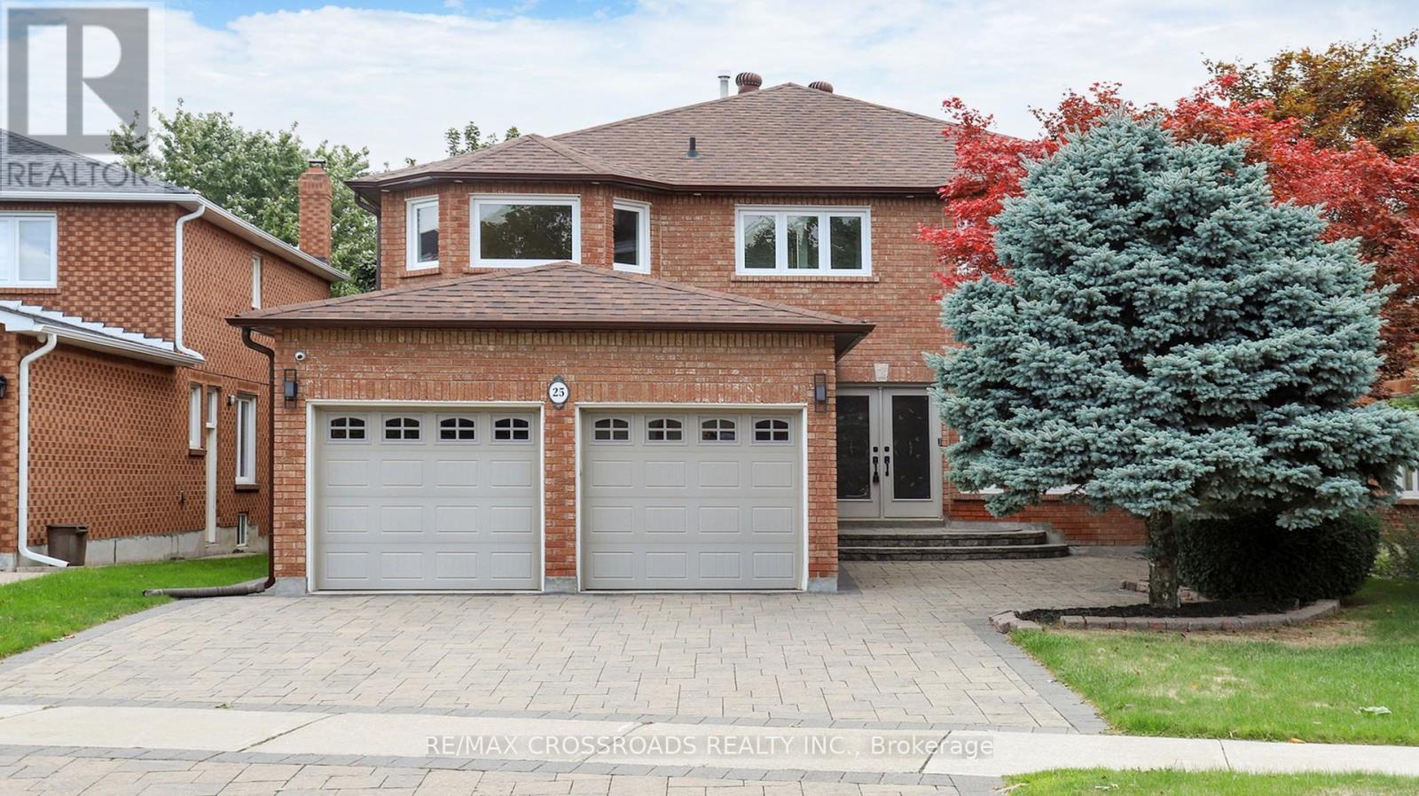 25 Strathearn Ave, Richmond Hill, ON L4B 3C6