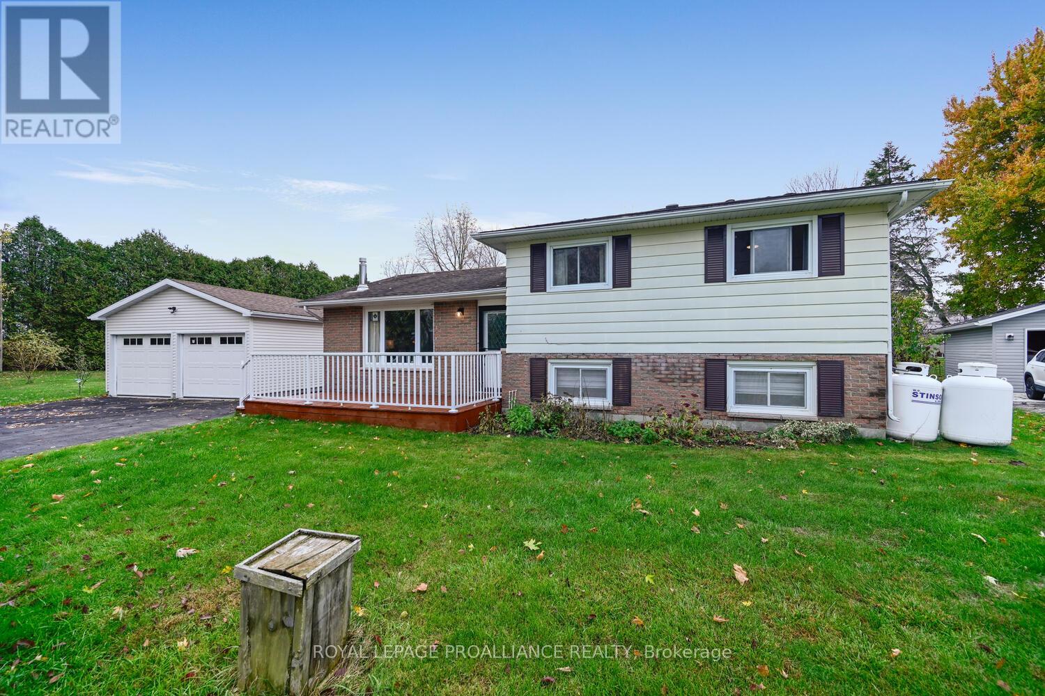 2804 Myrtle Pl, Elizabethtown-kitley, ON K6V 7G9