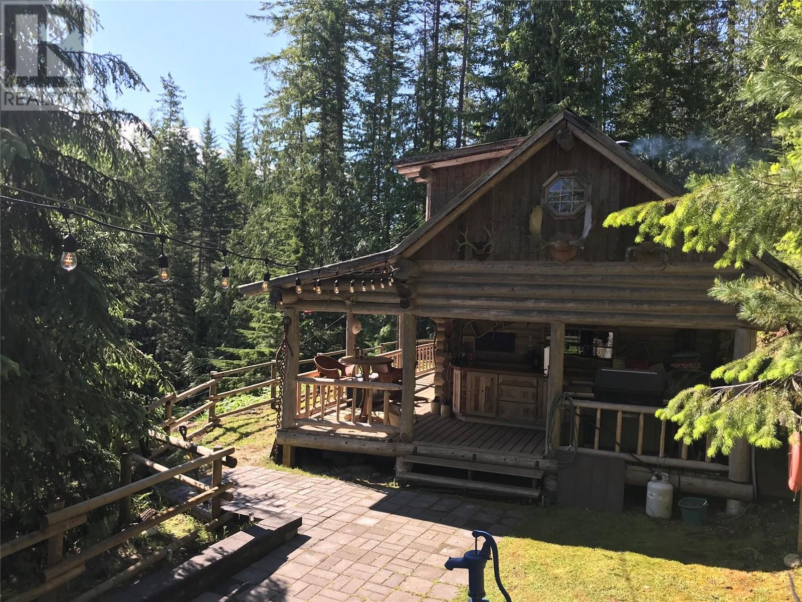 44 Mabel Lake Subdivision Rd, Enderby, BC V0E 2V2