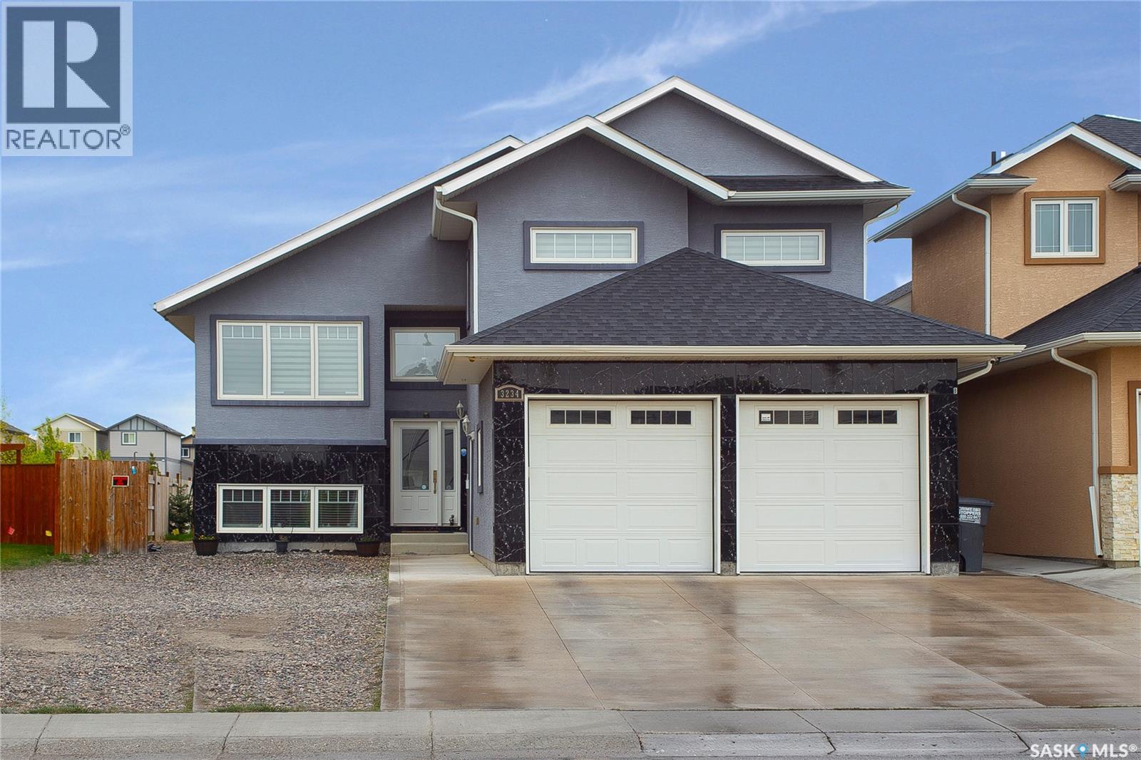 3234 37 Street West, Saskatoon, SK S7L 7G3