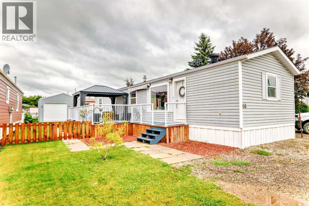 66 Highfield Close, Carstairs, AB T0M 0N0