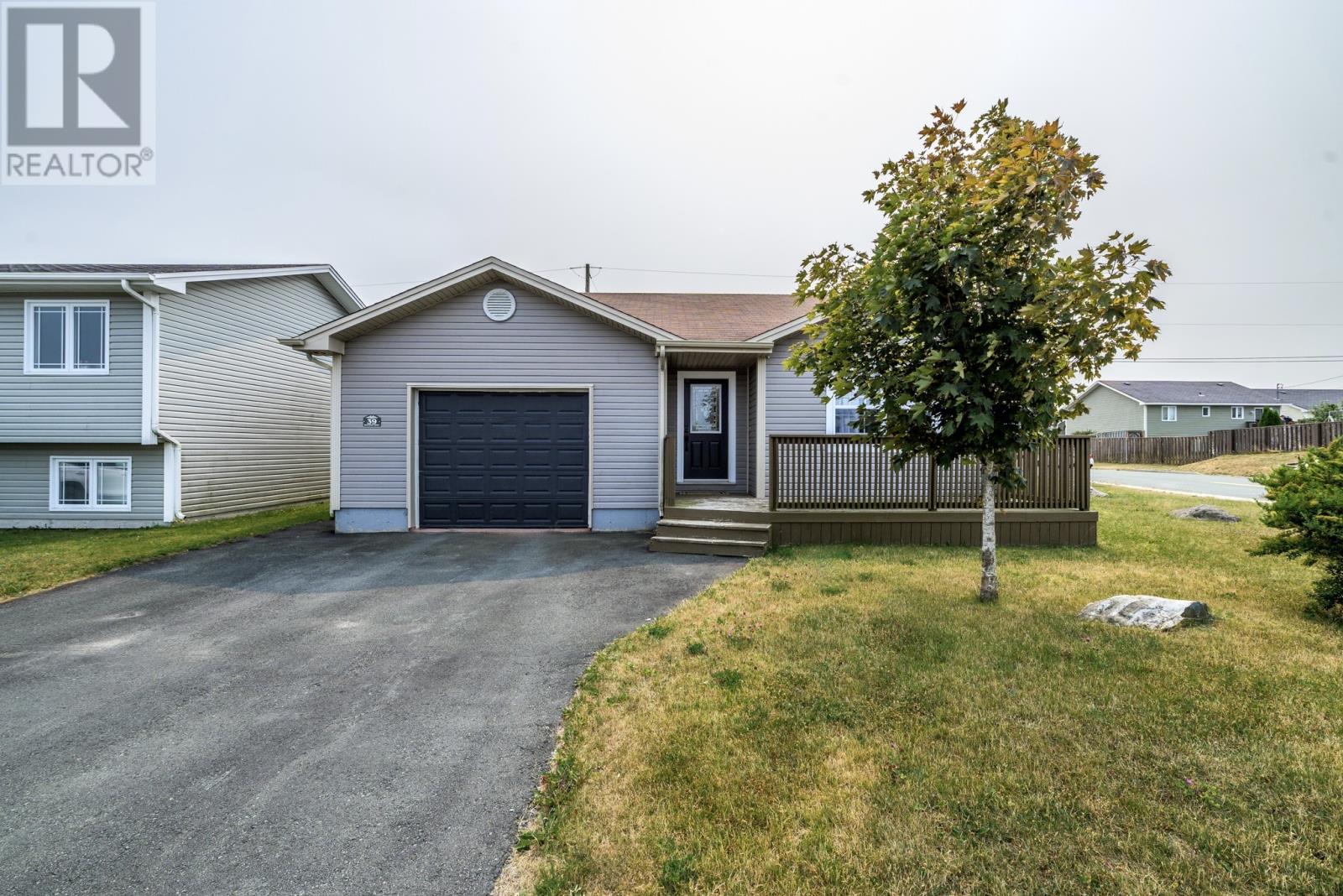 39 Westport Dr, Paradise, NL A1L 0R6