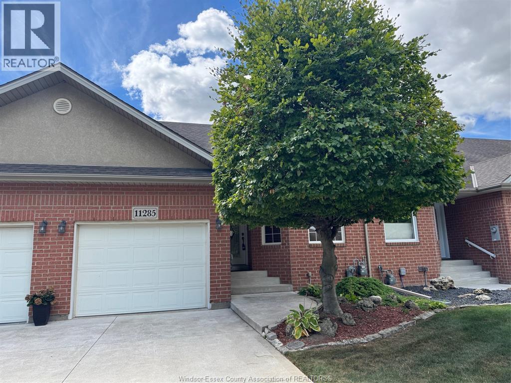 11285 Firgrove Dr, Windsor, ON N8P 1M5