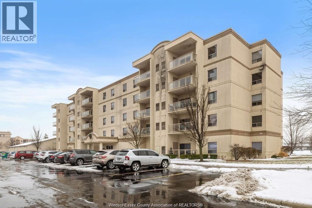 325 Village Grove Drive Unit 409, Tecumseh, ON N8N 0B1