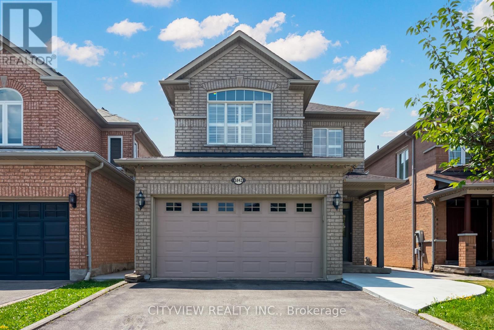 5842 Terrapark Trl, Mississauga, ON L5M 6S1
