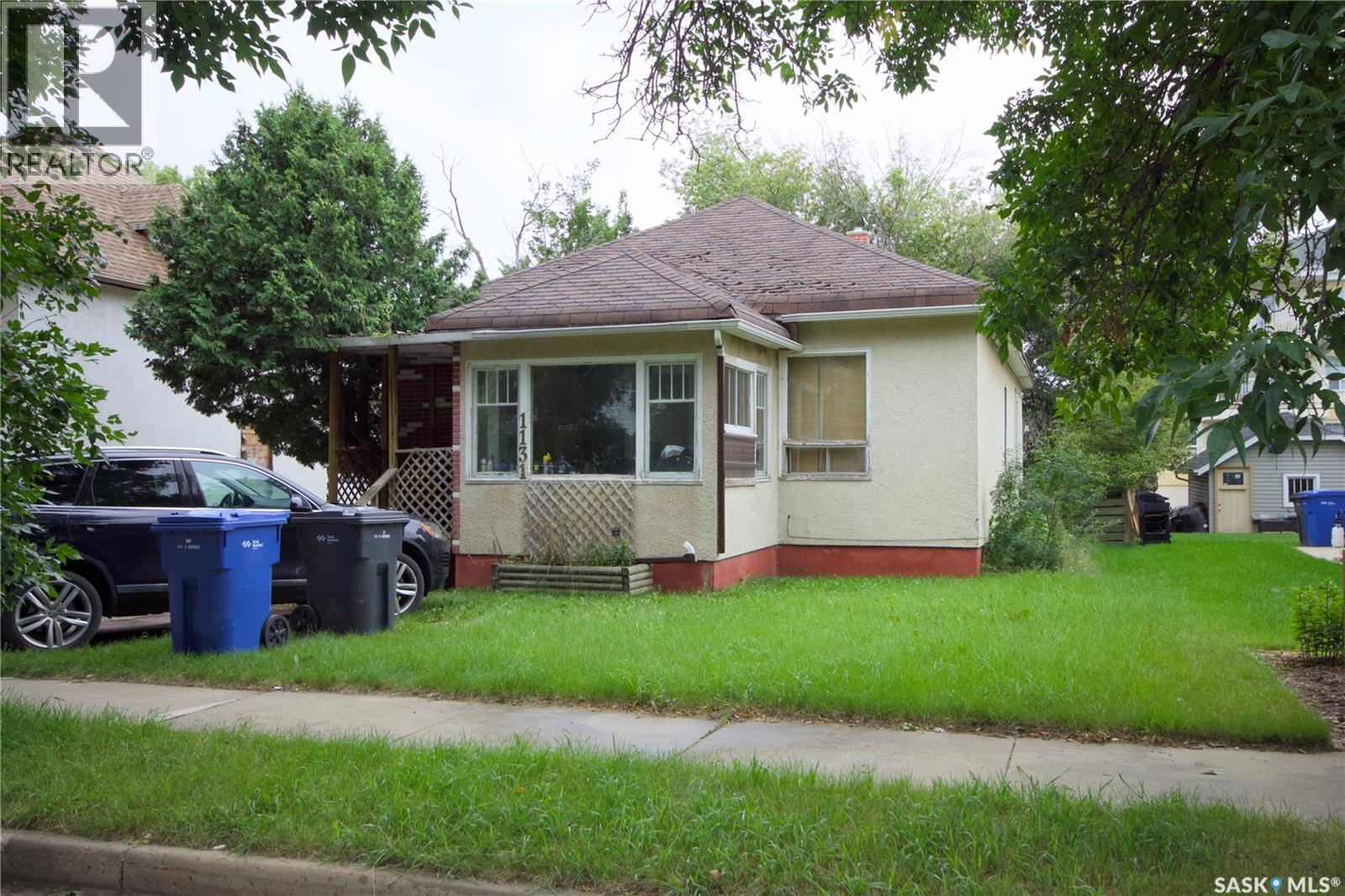 1131 104 Street, North Battleford, SK S9A 1N5