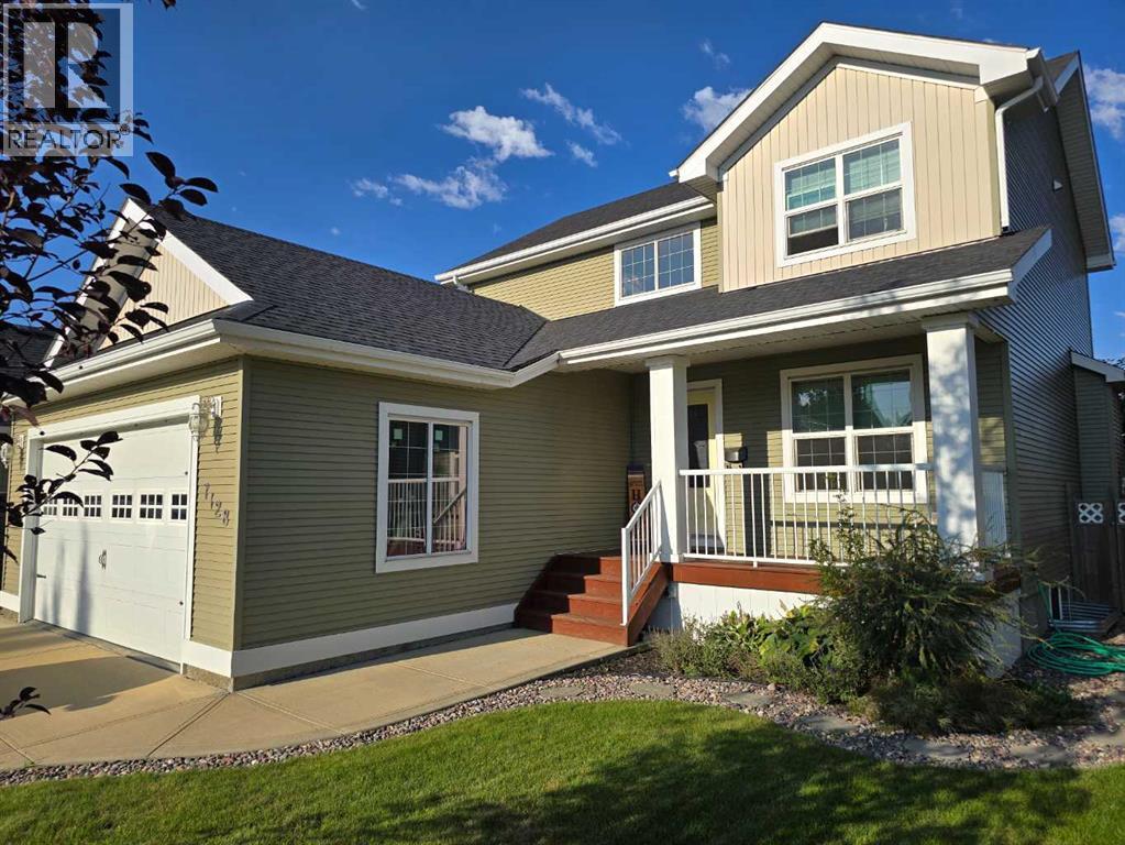 7128 Henners Rd, Lacombe, AB T4L 0C3