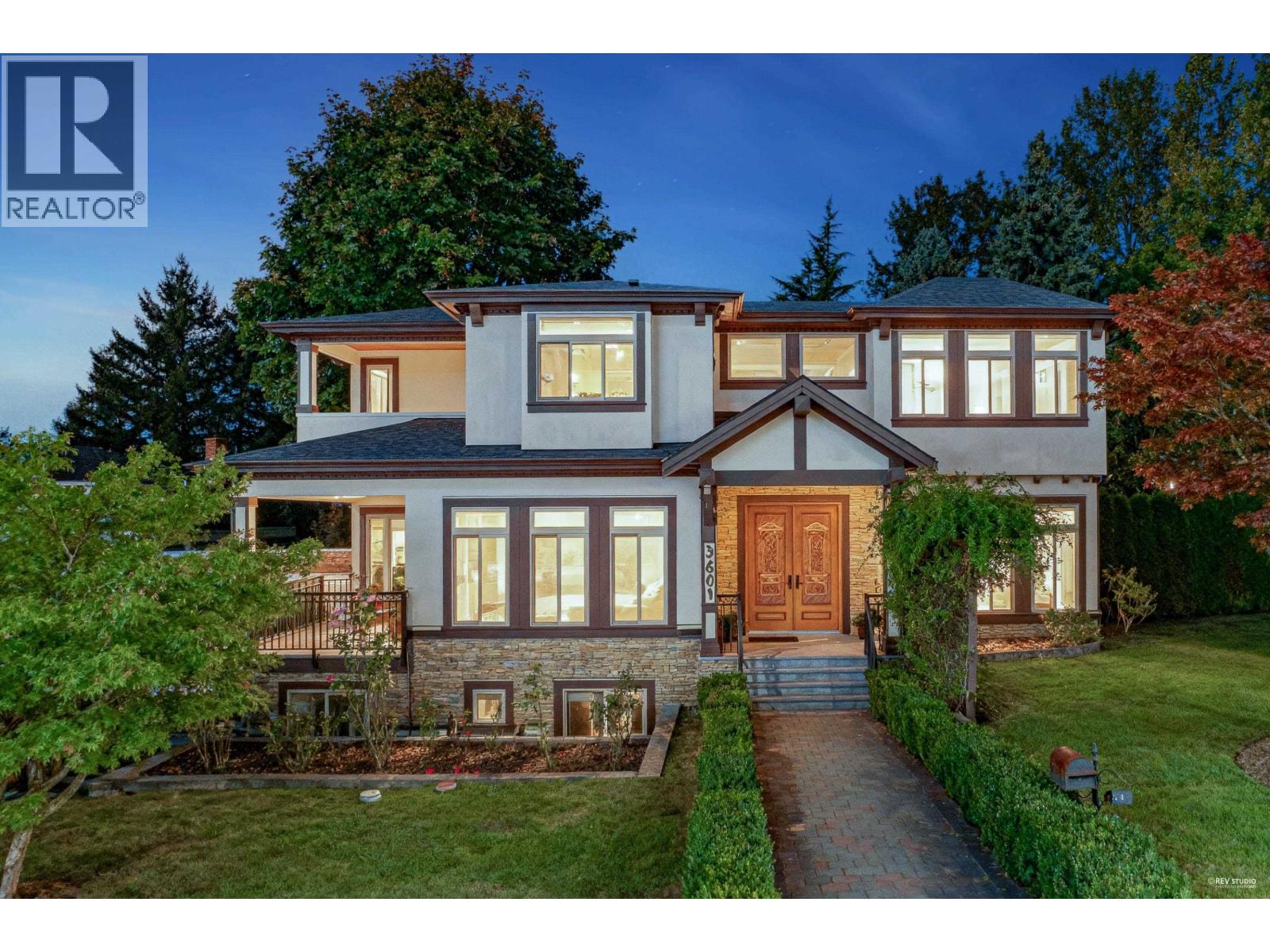 3601 Lynndale Cres, Burnaby, BC V5A 3S4