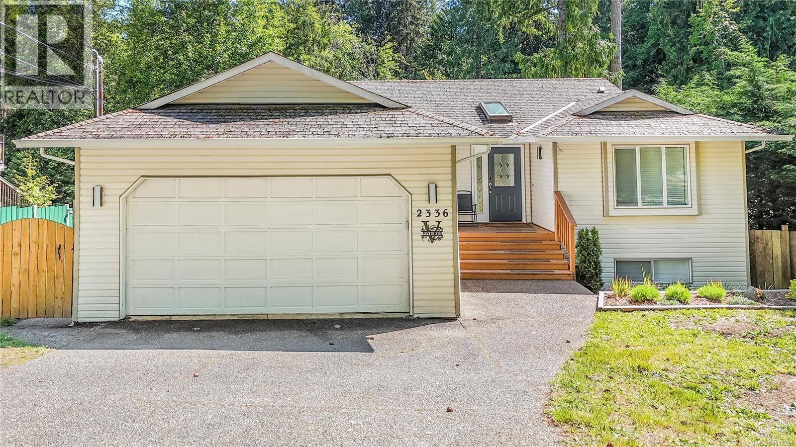 2336 Ravenhill Rd, Shawnigan Lake, BC V0H 2H2