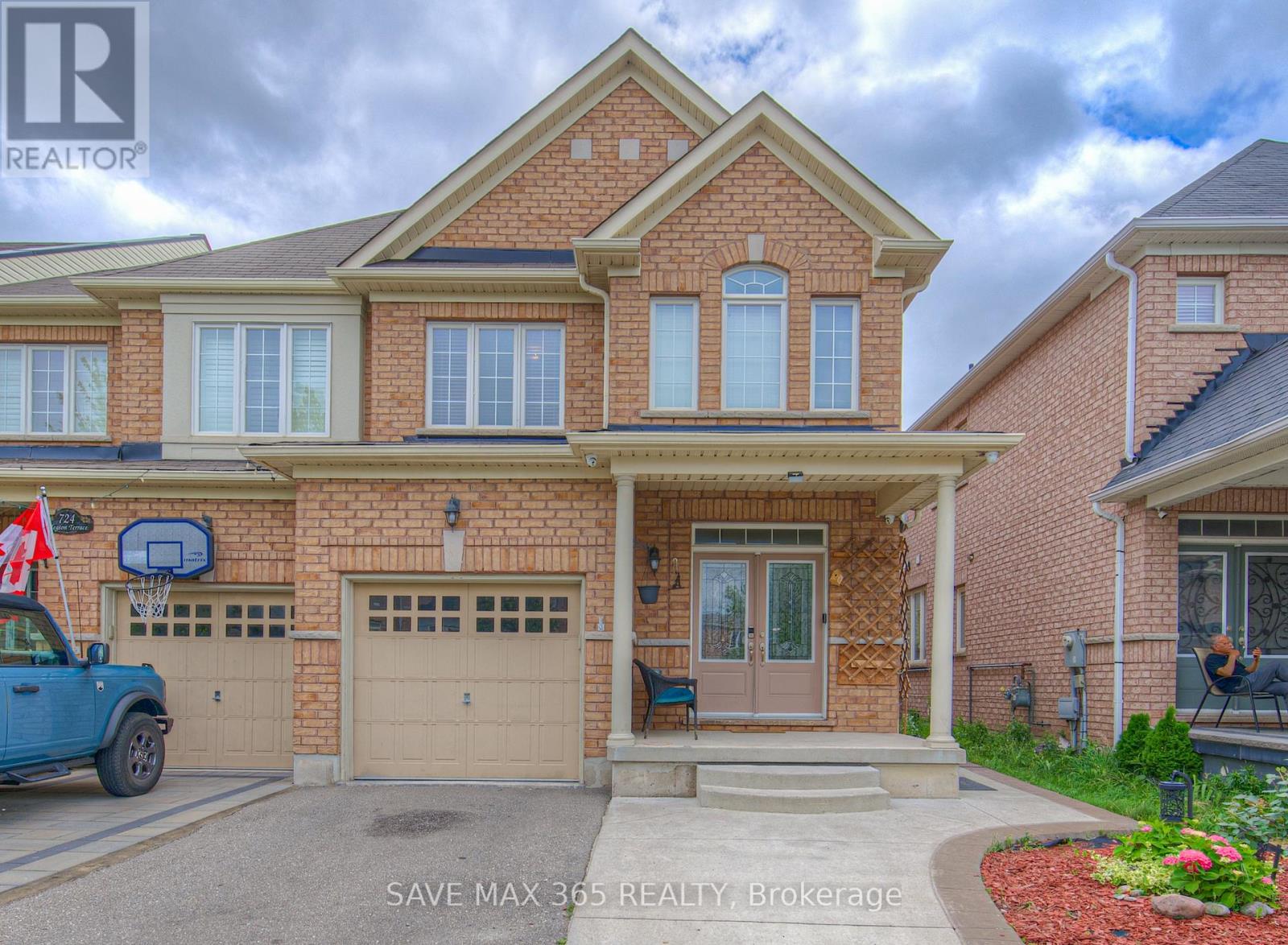 722 Megson Ter, Milton, ON L9T 7H3