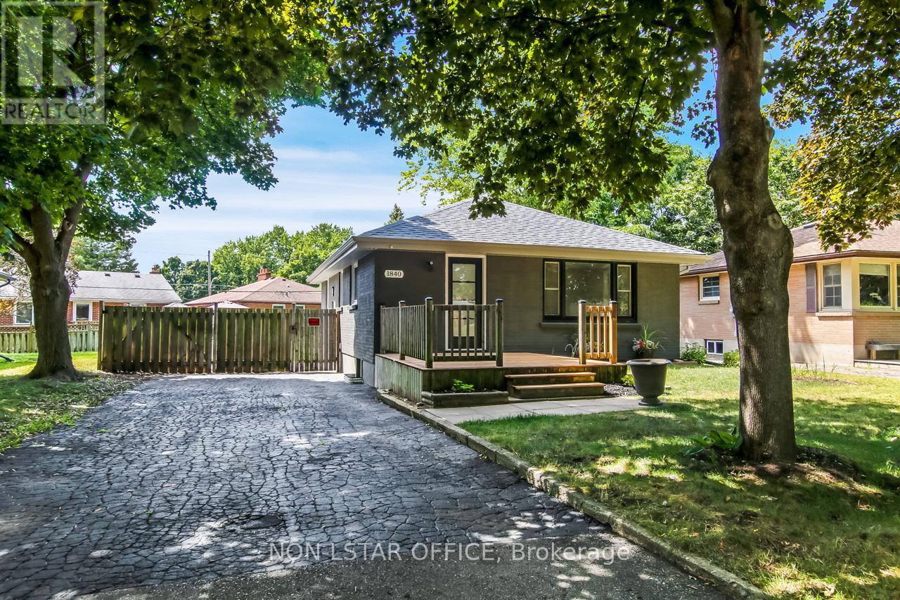 1840 Royal Cres, London, ON N5W 2A8