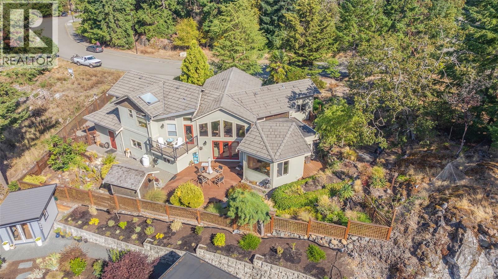 3380 Redden Rd, Nanoose Bay, BC V9P 9H4