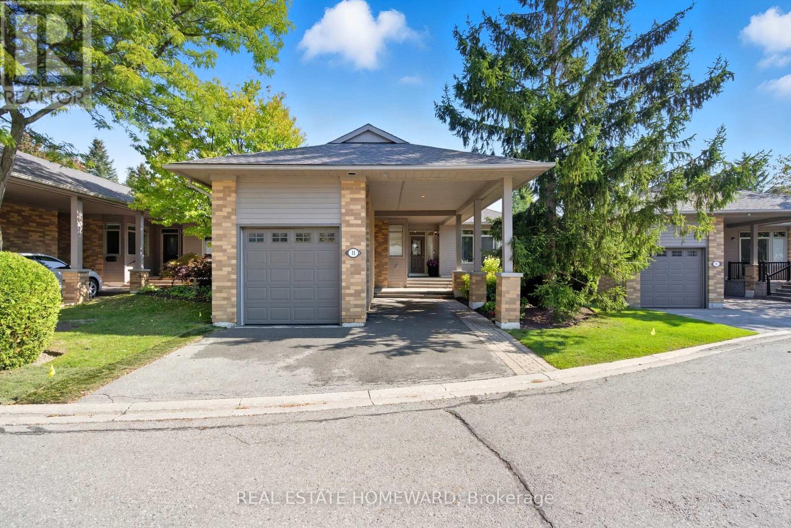 11 Loon Harbour Way, Markham, ON L6E 1B4