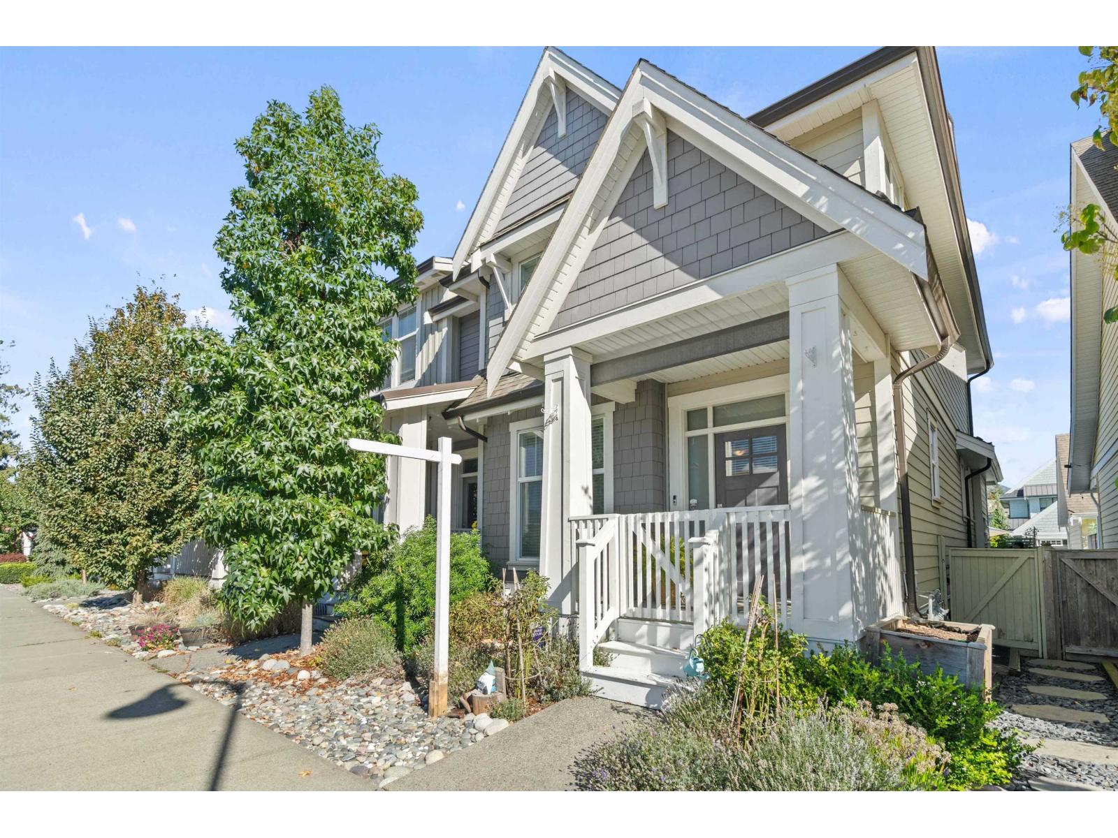 5424 Peach Roadgarrison Xing, Chilliwack, BC V2R 0Z6