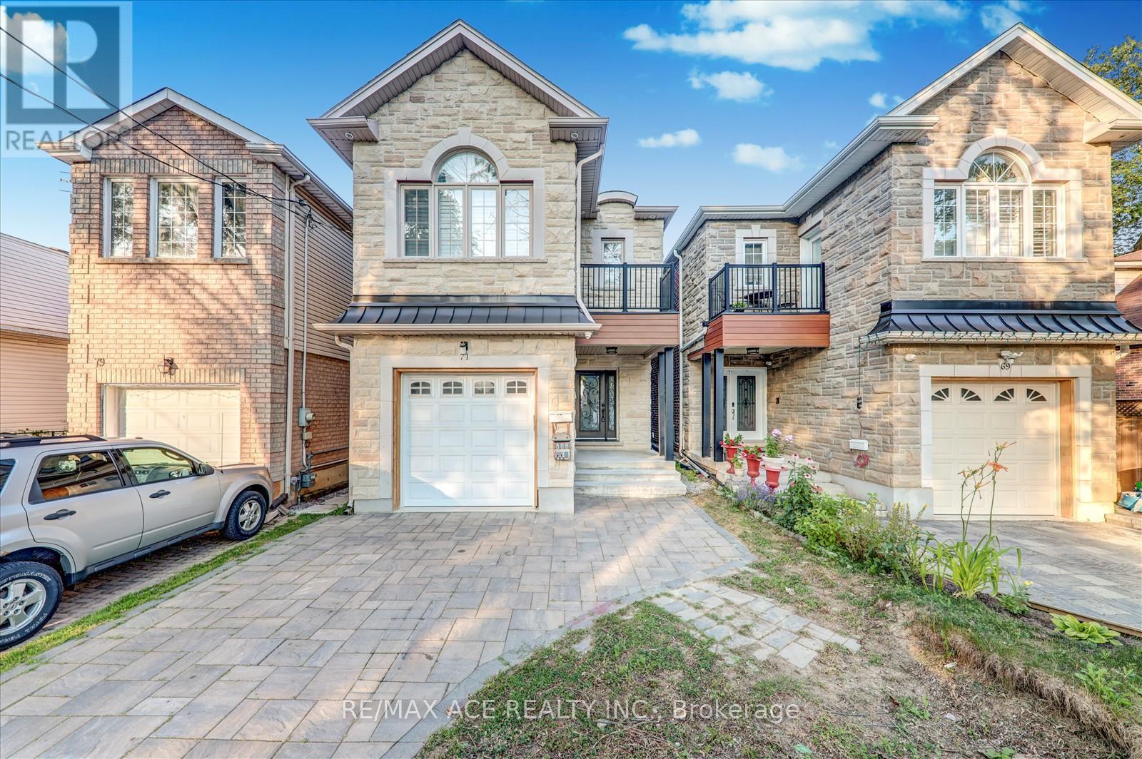 71 Lillington Ave, Toronto, ON M1N 3K6