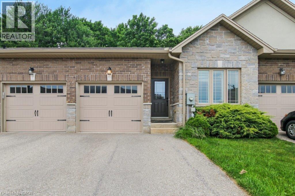 194 Donly Drive S Unit 6, Simcoe, ON N3Y 0C6