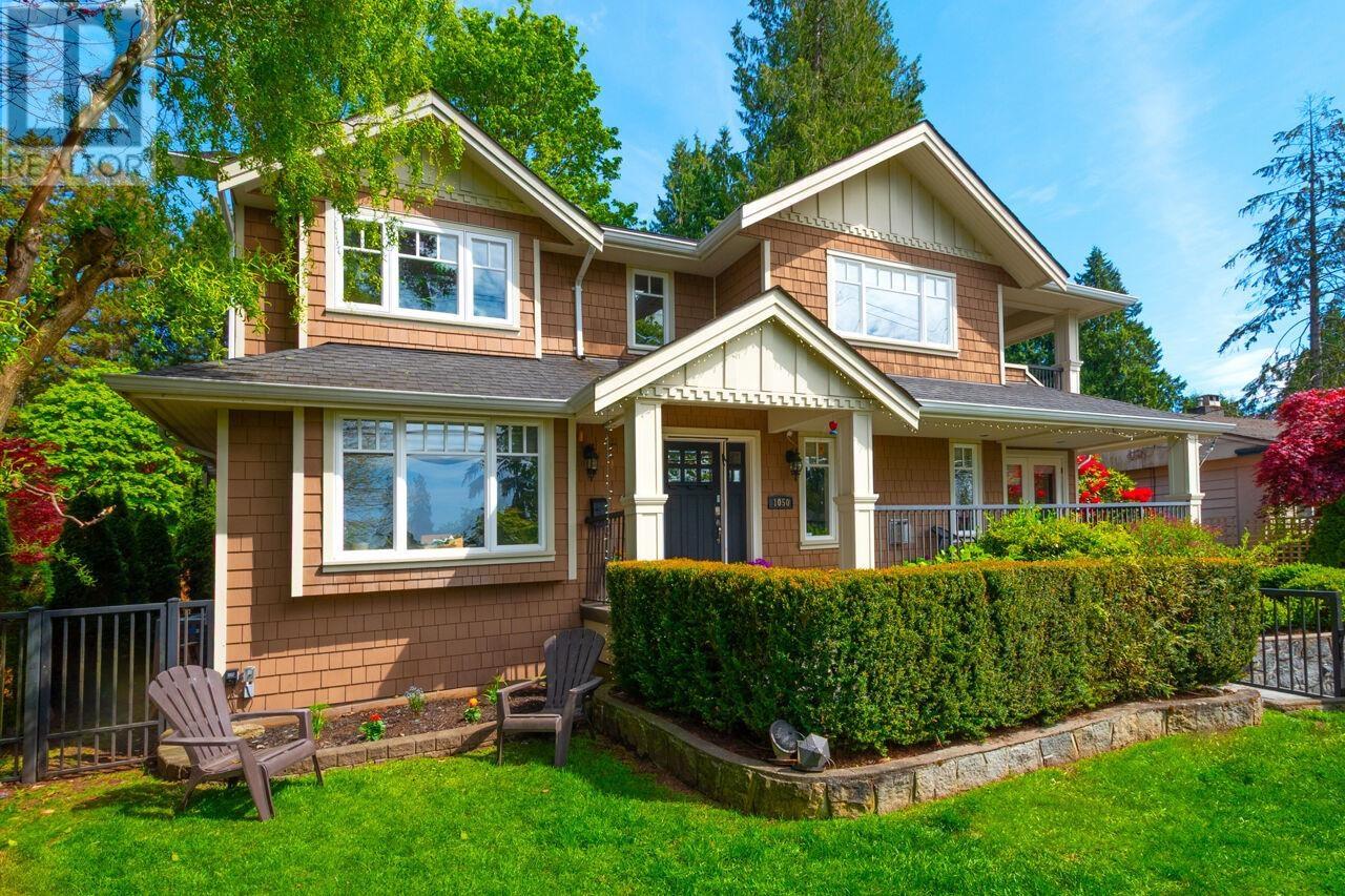 11th Street Unit 1050, West Vancouver, BC V7T 2M5